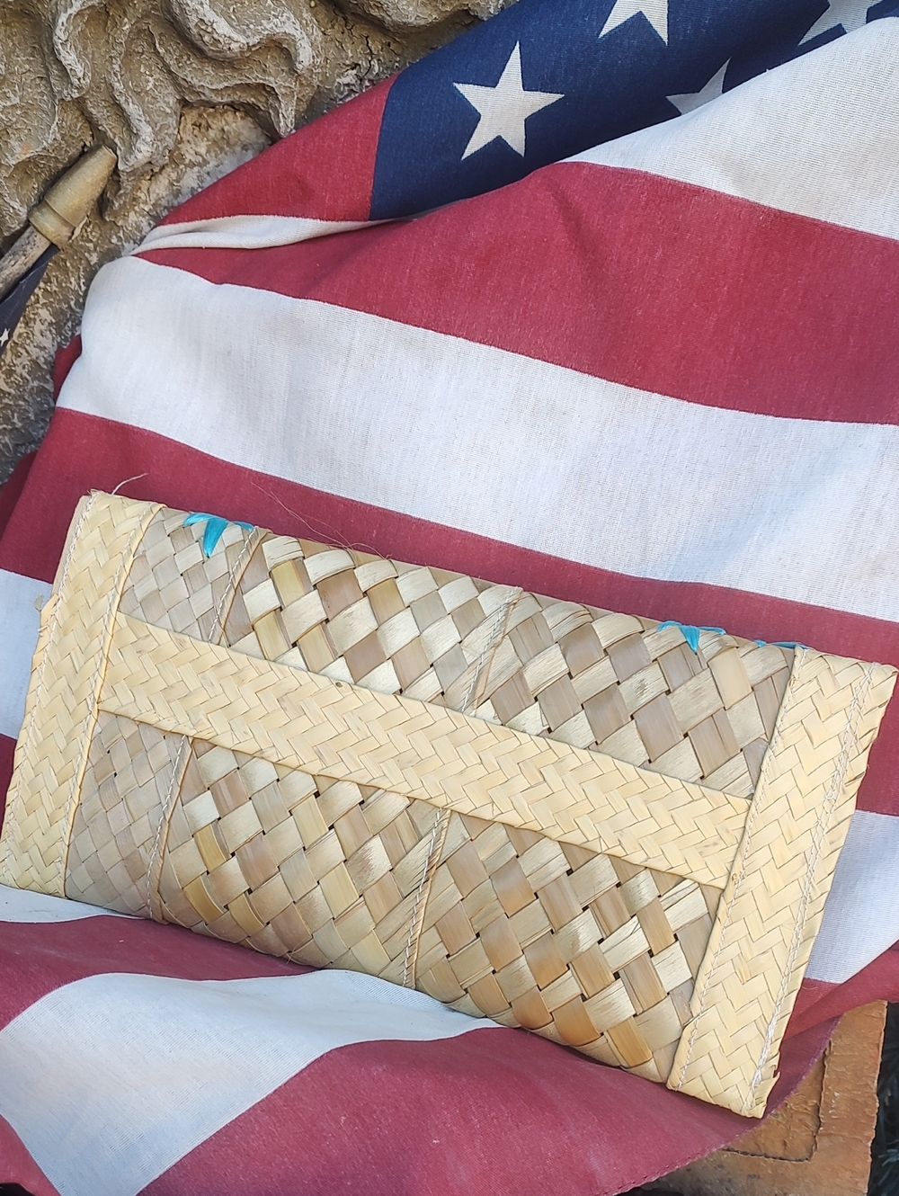 Nassau Bag/Woven Straw Clutch with Turquoise Embroidery - Picture 6 of 7